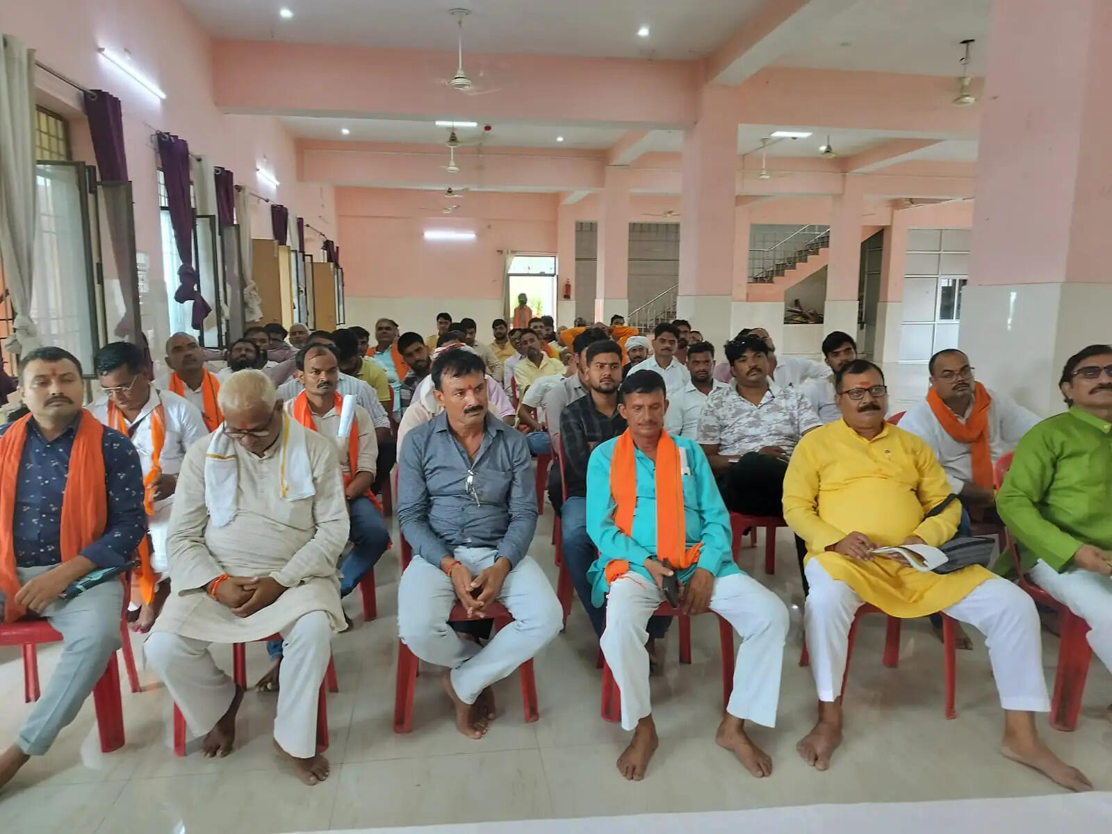 गौमाता को राष्ट्रीय धरोहर घोषित कर बने कठोर कानून : दिनेश उपाध्याय