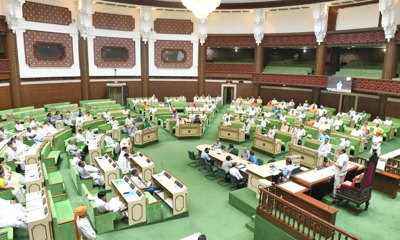 राजस्थान विधानसभा में भारी हंगामा, कार्यवाही पांच बार स्थगित