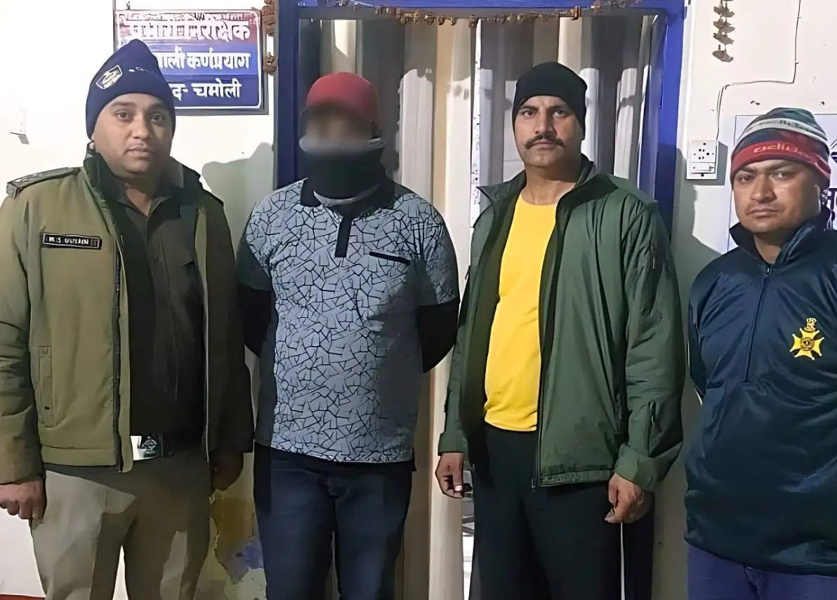 जब पुलिस हुई चौकन्नी तो तस्करों ने हवाई मार्ग से शुरू की अवैध स्मैक की तस्करी