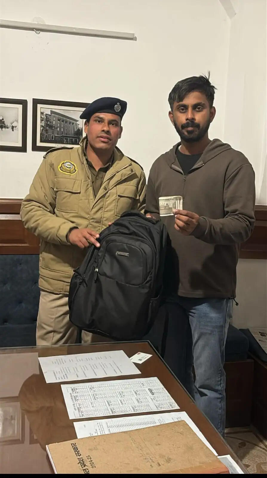 शिमला : नकदी से भरा पर्यटक का बैग खोया, पुलिस ने चंद घंटों में खोजकर लौटाया