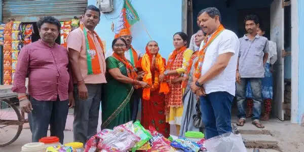 भाजपा का स्थापना दिवस ‘सेवा पखवाड़ा’ के रूप में मना, कार्यकर्ता सम्मानित