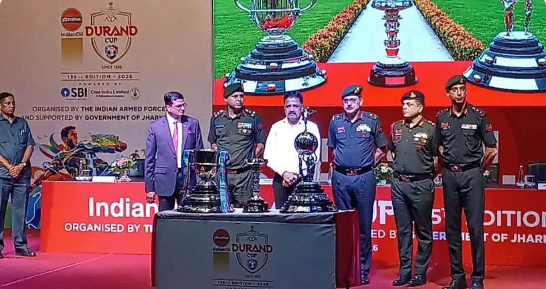 रांची में 135वें डूरंड कप-2026 की ट्रॉफियों का भव्य स्वागत, 26 जुलाई से शुरू होंगे मुकाबले