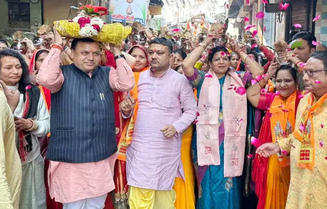 सोनीपत: कलश यात्रा संग रामकथा, नवचंडी महायज्ञ शुभारंभ