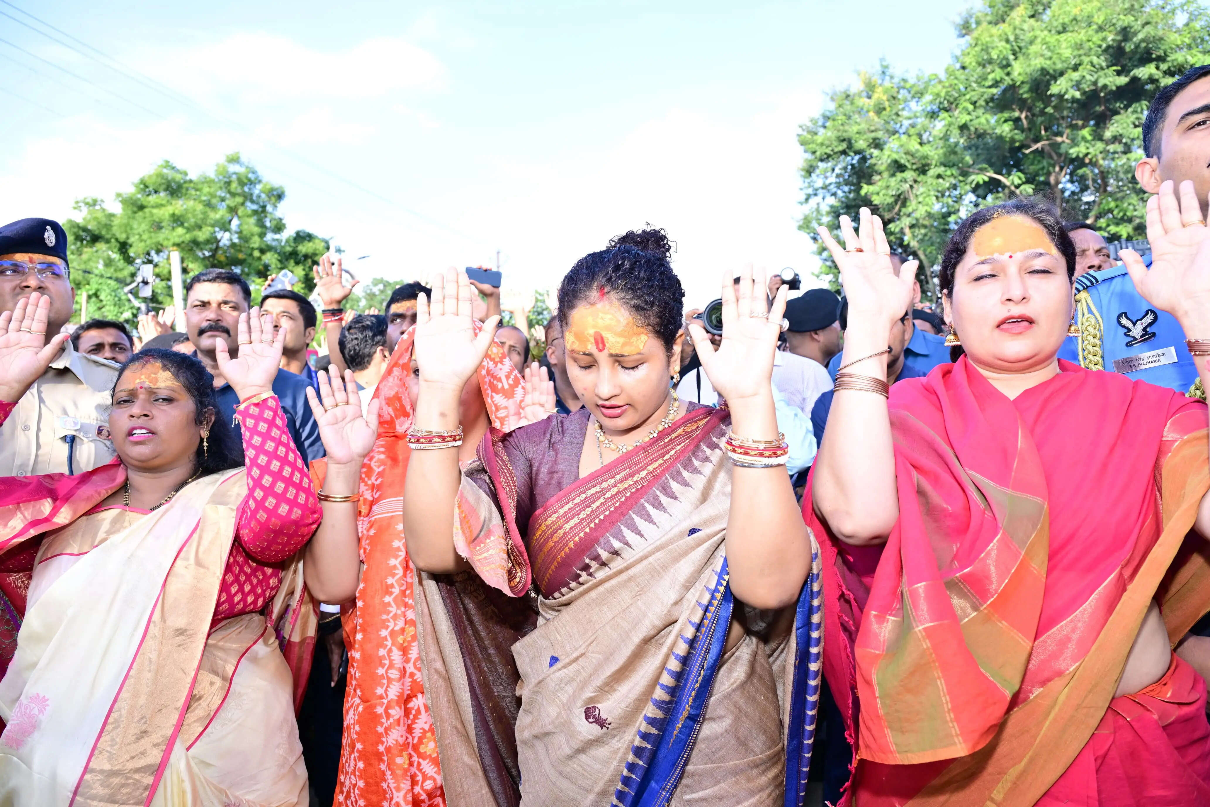 रथयात्रा महोत्सव में शामिल हुए राज्यपाल और मुख्यमंत्री, जगन्नाथपुर मंदिर को पर्यटन की नई पहचान देने की घोषणा