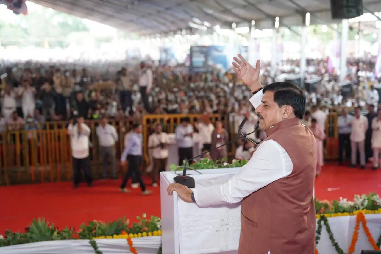 शिवपुरी में 2,500 करोड़ के अदाणी डिफेंस प्लांट का भूमिपूजन, 211 करोड़ से अधिक के विकास कार्यों की सौगात