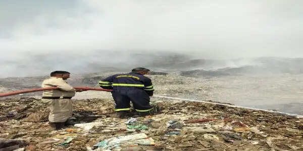 गुरुग्राम के बंधवाड़ी लैंडफिल में भीषण आग