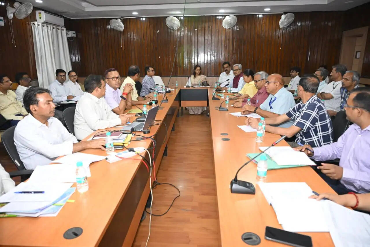 झारखंड में संभावित सूखे को लेकर मंत्री ने किया विभाग को अलर्ट, मांगी रिर्पोट