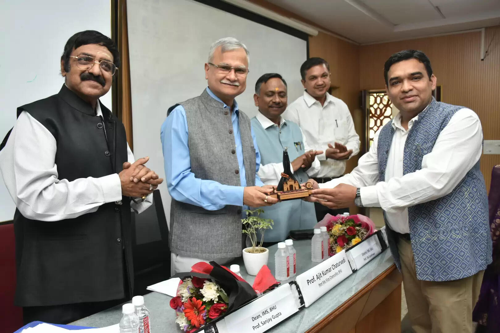 बीएचयू के चिकित्सा विज्ञान संस्थान में पहली बार स्पाइन कैडेवर कोर्स की शुरूआत