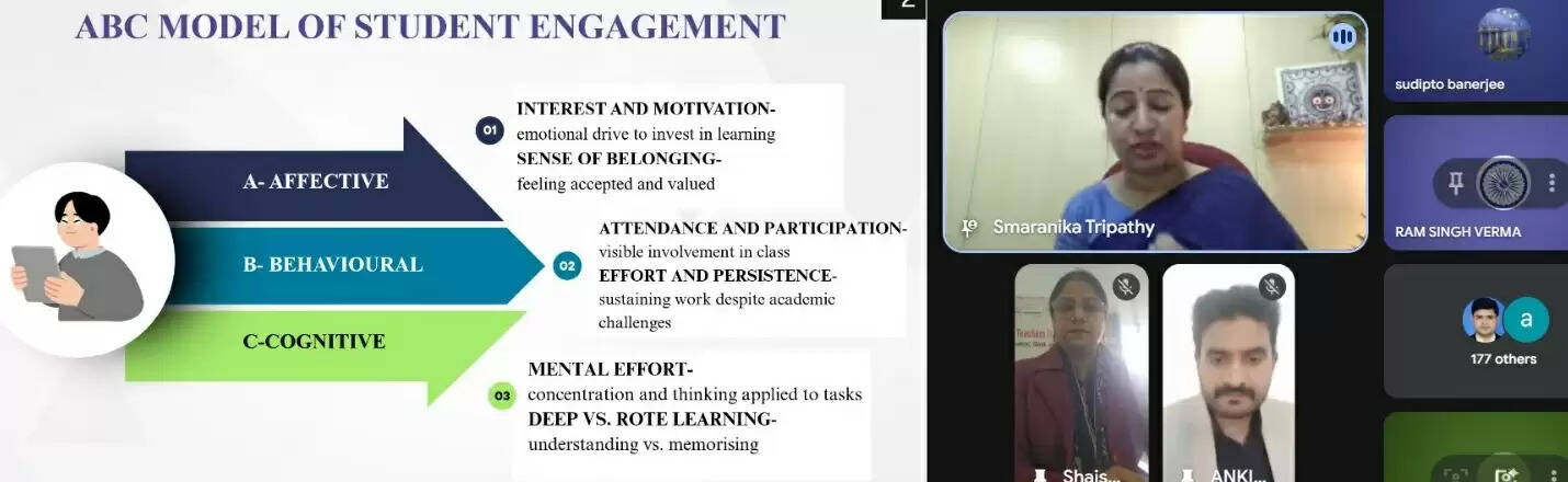 शिक्षकों को अपने पढ़ाने के तरीके में नित नये प्रयोग करना चाहिए : डॉ. स्मर्णिका त्रिपाठी