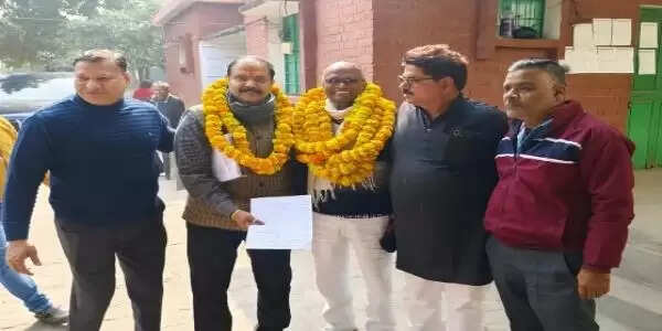 उत्तर प्रदेश अनुसूचित जाति जनजातीय शिक्षक संघ के प्रदेश अध्यक्ष सुदर्शन चौधरी का वाराणसी में स्वागत