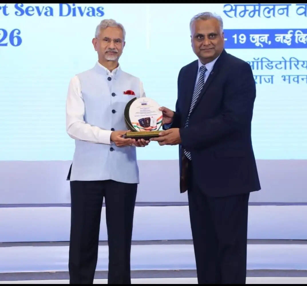 पासपोर्ट सत्यापन में उत्कृष्ट प्रदर्शन पर उत्तराखंड पुलिस को मिला राष्ट्रीय सम्मान