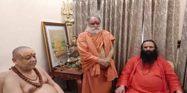 भारत माता मंदिर विवाद समाप्त, संतों के बीच बनी एकता