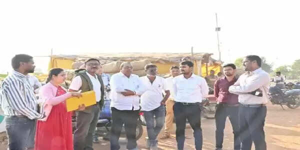 वास्तविक किसानों को दी जाए प्राथमिकता: कलेक्टर अबिनाश मिश्रा