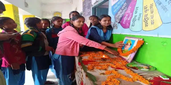 जयंती पर नेताजी को किया गया नमन