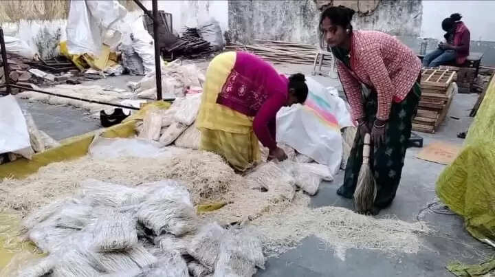 गन्दगी के चलते साई गृह उद्योग का पंजीयन निरस्‍त