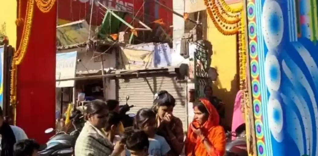 मां की ममता और मानवता हुई शर्मसार, कूड़े में फेंका हुआ मिला एक नवजात