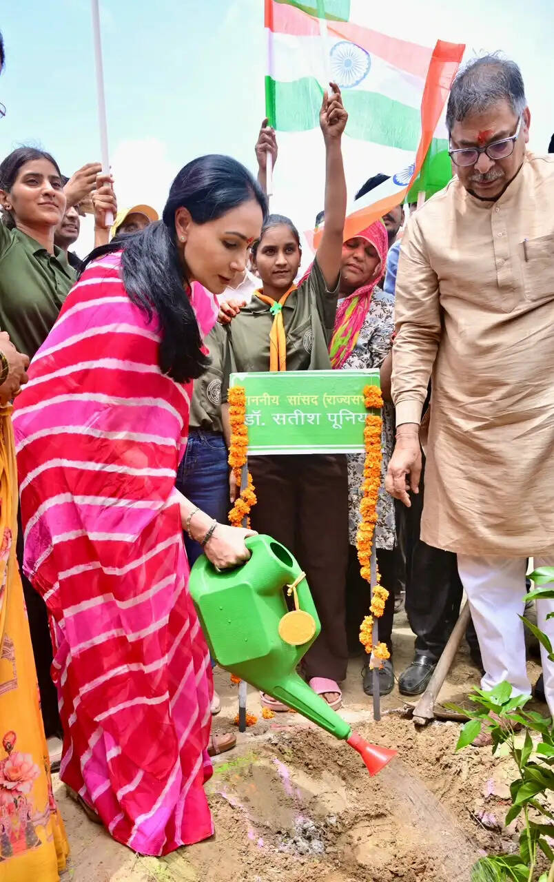 11 हजार पौधों से बदलेगी मुंडिया की तस्वीर: दीया कुमारी ने दिया ‘हरित राजस्थान’ का संदेश