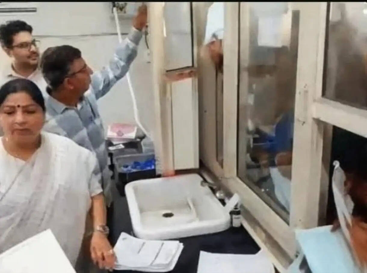 पानीपत: हरियाणा महिला आयोग की चेयरपर्सन ने किया सिविल अस्पताल का औचक निरीक्षण