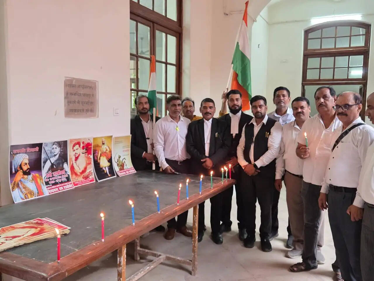 वाराणसी में एक अदालत जहां लगता था क्रांतिकारियों का मेला, अधिवक्ताओं ने जलाए दीप