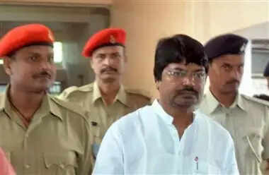 कांग्रेस ने पूर्व मंत्री योगेंद्र साव को किया तीन साल के लिए निष्कासित