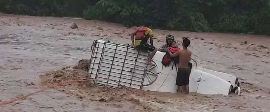 उत्तराखंड में 15 अगस्त तक भारी बारिश का अलर्ट , कहीं भूस्खलन तो कहीं बाढ़ जैसी स्थिति