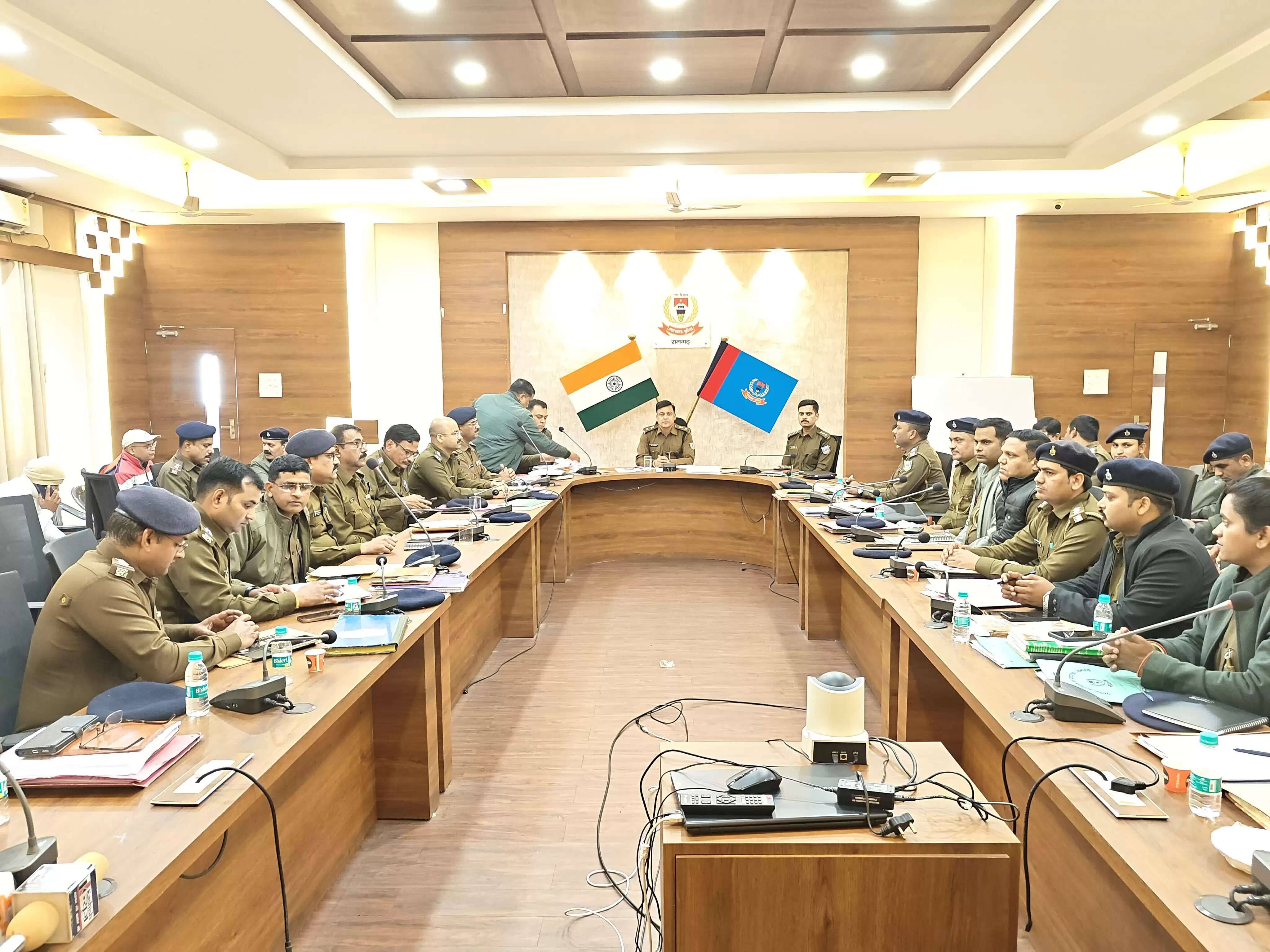 लूट और डकैती कांड का जल्द करें उद्भेदन: एसपी