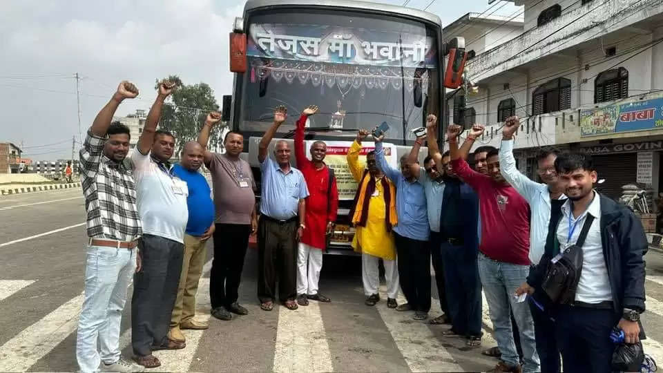 नेपाली पत्रकारों ने किया श्रीराम लला का दर्शन, पूजन