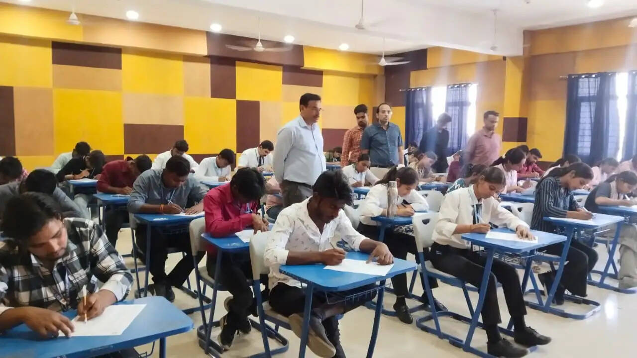 समाज सुधारक और संविधान के शिल्पी थे बाबा साहेबःडॉ. रमेश यादव