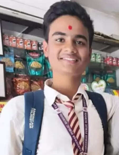 गंगा में नहाते समय किशोर की डूबने से मौत