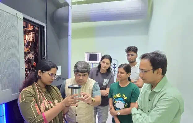 आईआईटी कानपुर के शोधकर्ताओं ने वॉशिंगटन विश्वविद्यालय की प्रयोगशाला के साथ छोटे प्रोटीन तैयार करने की विकसित की नई विधि