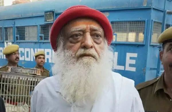 आसाराम ने जोधपुर सेंट्रल जेल में किया सरेंडर