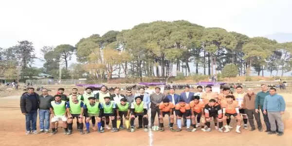 कांगड़ा वैली कार्निवाल : रॉयल एफसी चंडीगढ़ ने जीता विंटर कप फुटबॉल