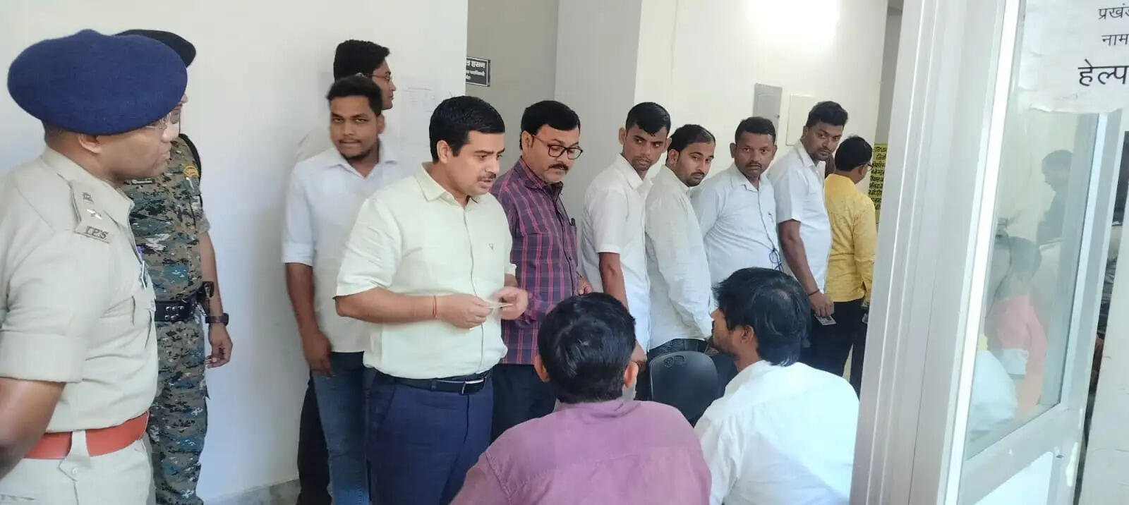 कोसी स्नातक निर्वाचन: सुपौल में शाम चार बजे तक 56.97 प्रतिशत मतदान, पुरुष मतदाता आगे