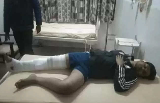 रेवाड़ी पुलिस ने मुठभेड़ के बाद चार बदमाश दबोचे,दो के पैर में लगी गोली