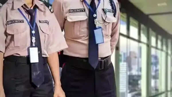 मप्र : निजी सुरक्षा एजेंसियों के लाइसेंस और चरित्र सत्यापन की प्रक्रिया में तेजी के निर्देश