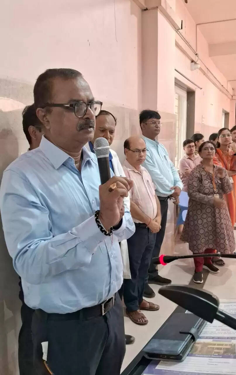 महायोगी गोरखनाथ विश्वविद्यालय में चला मच्छर रोधी अभियान