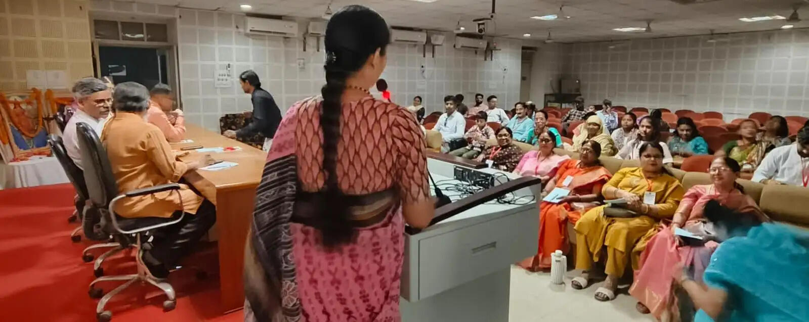 बीएचयू में एआई, स्वदेशी उद्यमिता और स्वावलंबन पर मंथन, 500 नए उद्यमियों का लक्ष्य