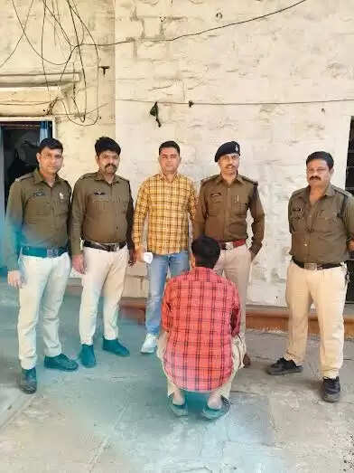 मंदसौरः दो वर्ष से फरार बैंक राशि गबन करने वाला आरोपित गिरफ्तार