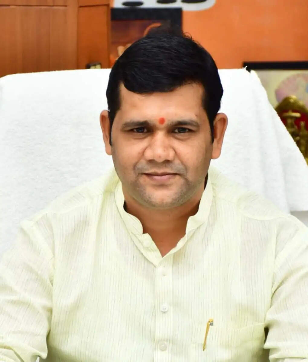 गुरुग्राम: ऑप्रेशन सिंदूर पहलगाम में मारे गए निर्दोष लोगों को श्रद्धांजलि: सर्वप्रिय त्यागी