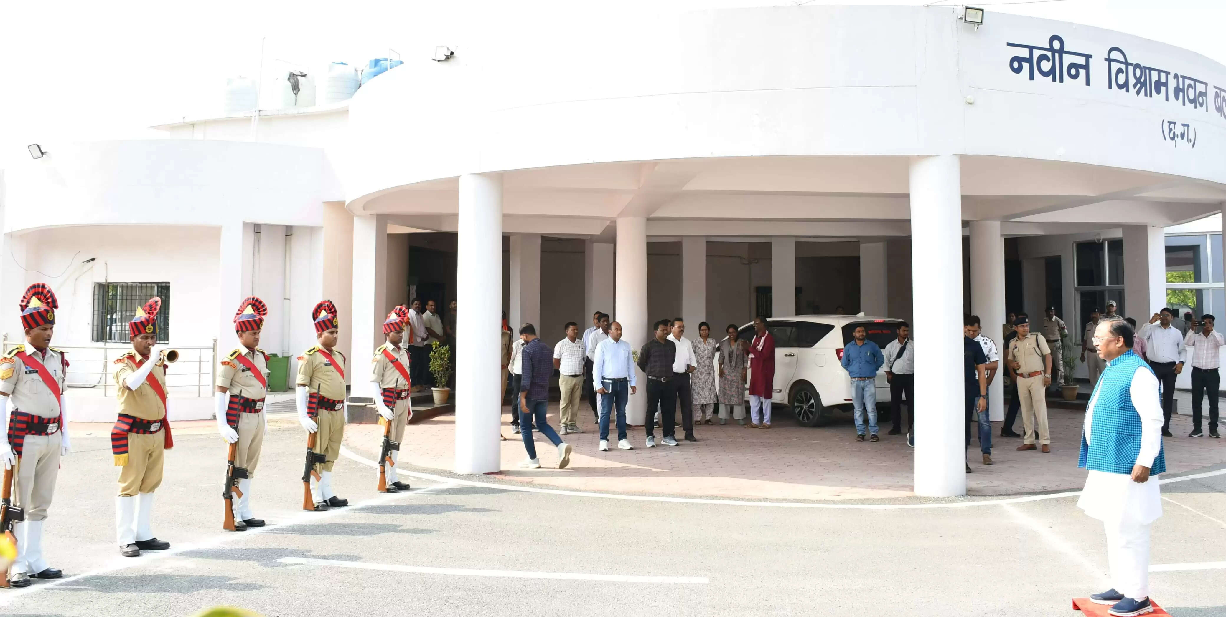 बलरामपुर : कृषि मंत्री रामविचार नेताम को किया गया सम्मानित