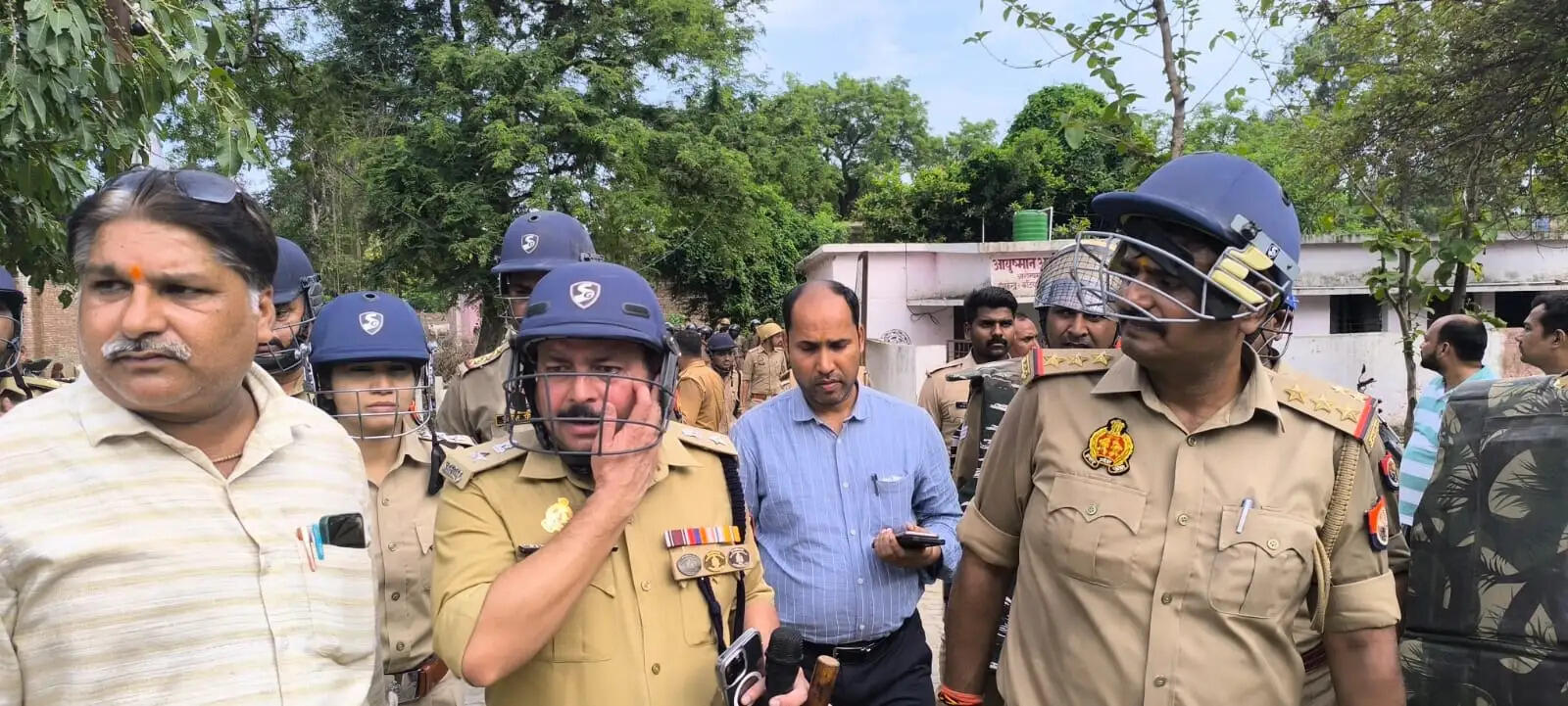 पॉलिटेक्निक छात्र की मौत पर बवाल, हाईवे जाम के बाद पुलिस पर पथराव, कई पुलिसकर्मी घायल