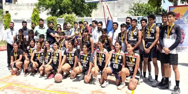 बास्केटबॉल बालक वर्ग में डीएवी और बालिका वर्ग में डीपीएस रानीपुर बने चैंपियन