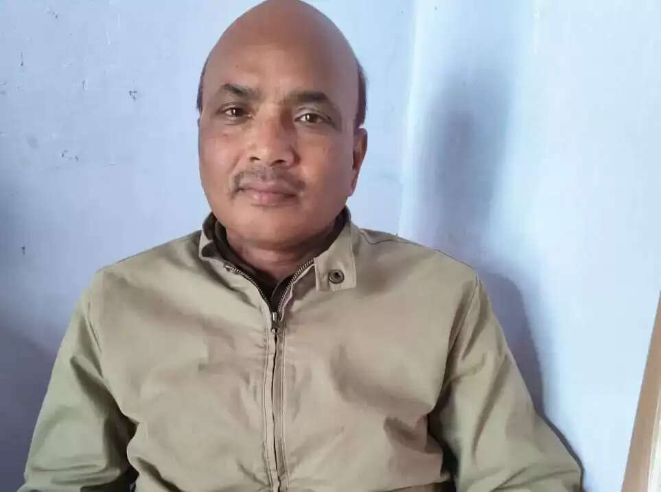 बाराबंकी में 25 हजार की रिश्वत लेते दारोगा गिरफ्तार