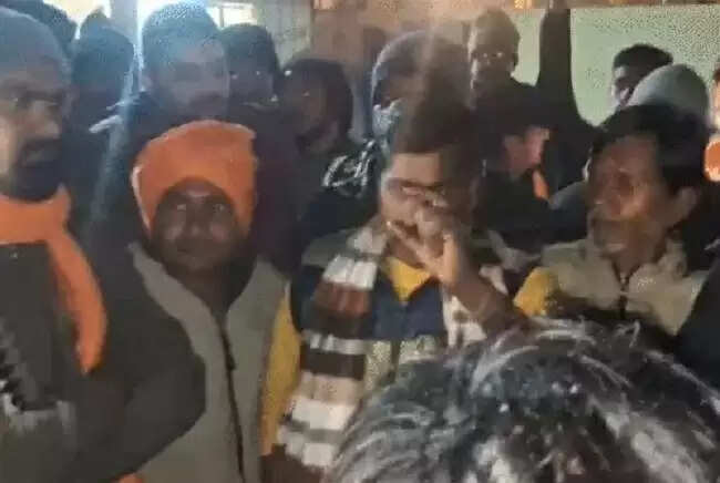 भोपालः गौशाला में मृत मिले गौवंश को लेकर हिंदू संगठनों ने किया प्रदर्शन, दोषियों पर कड़ी कार्रवाई की मांग