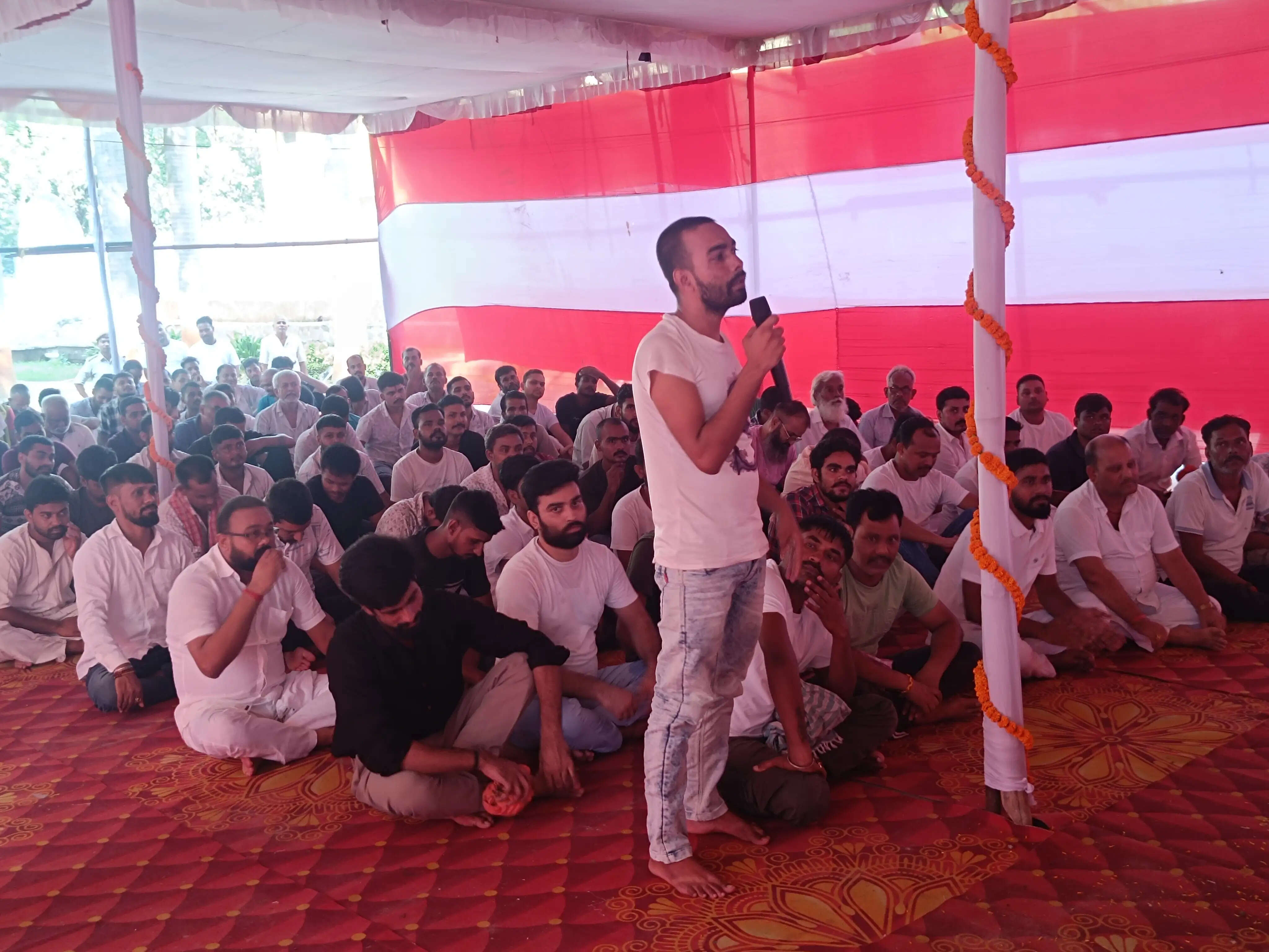 छपरा मंडल कारा में जिलाधिकारी और एसएसपी ने बंदियों का लगाया दरबार