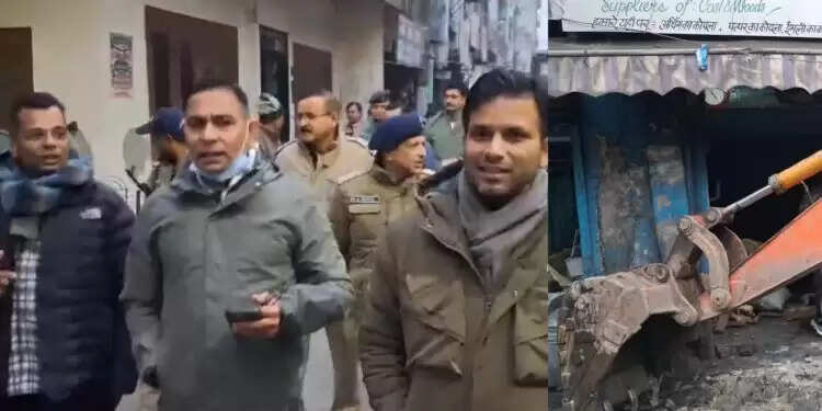 आज़ाद नगर लाइन नंबर-एक में चला अतिक्रमण हटाओ अभियान