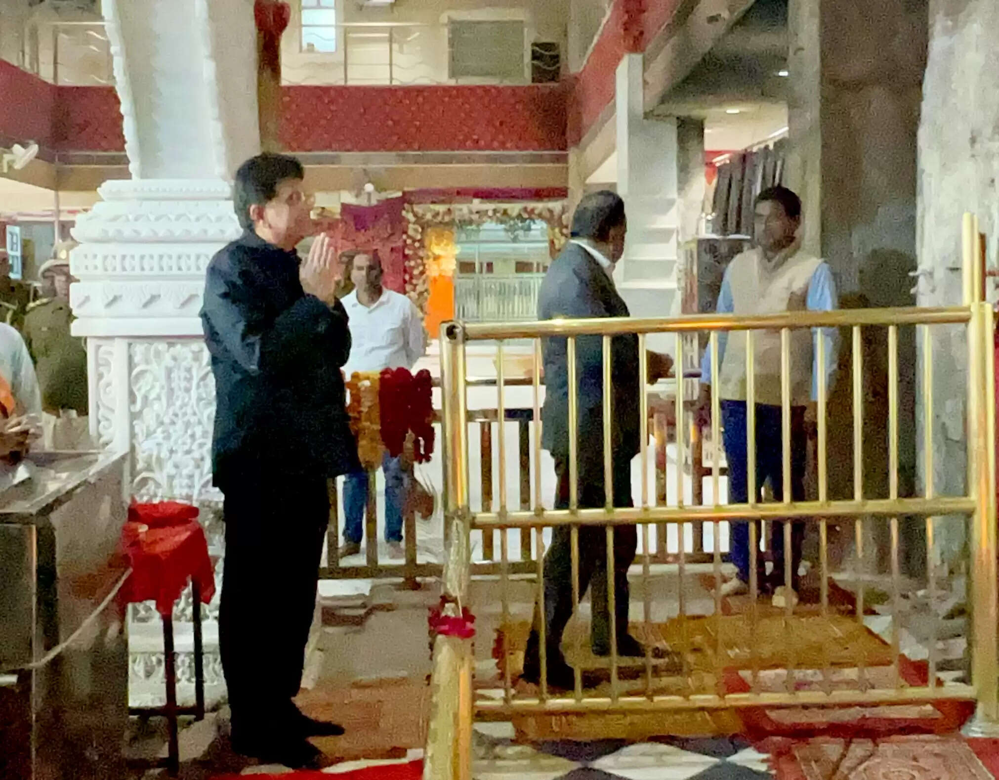 केन्द्रीय मंत्री पीयूष गोयल ने मेहंदीपुर बालाजी के दर्शन किए