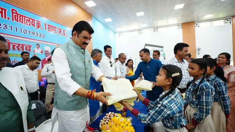 हर घर में शिक्षा का दीप जले, कोई भी बच्चा शिक्षा से वंचित न रहे : खाद्य मंत्री राजपूत