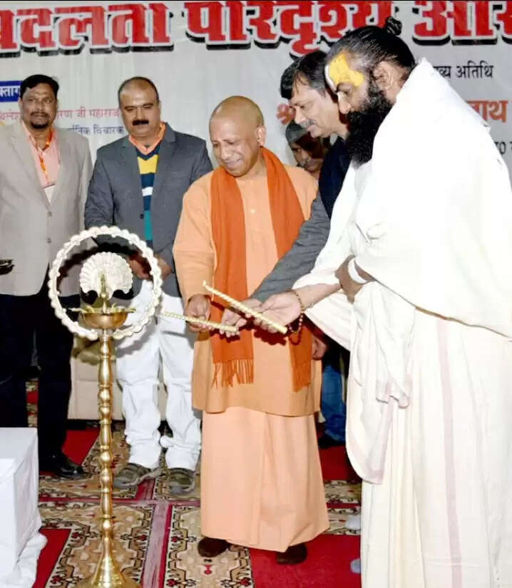 जन सरोकार से जुड़ा है पत्रकारिता का मूल चरित्र : आचार्य मिथिलेश नंदिनी