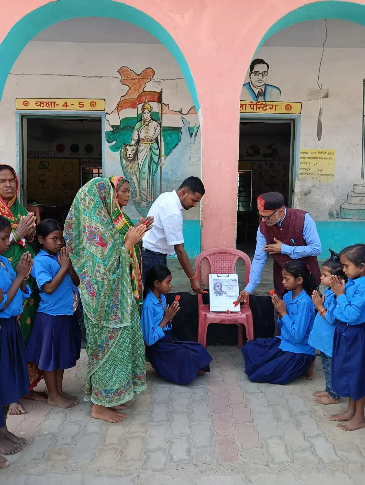 सरोजिनी नायडू की पुण्यतिथि पर दी गई श्रद्धांजलि